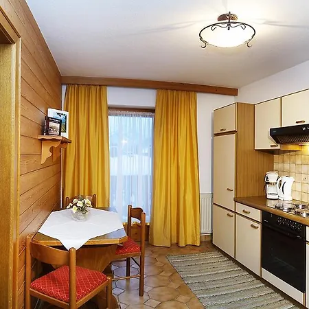 Haus Sonnleit Apartmán Kössen