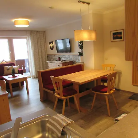 Haus Sonnleit * Kössen