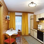 Haus Sonnleit Апартаменты Кёссен