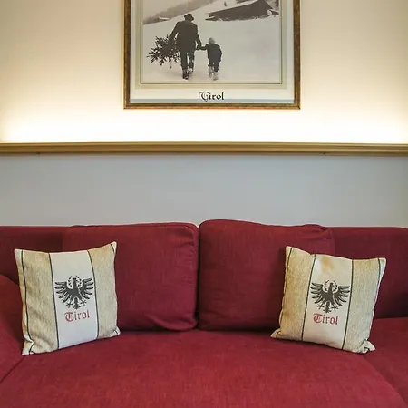 Haus Sonnleit Apartamento *